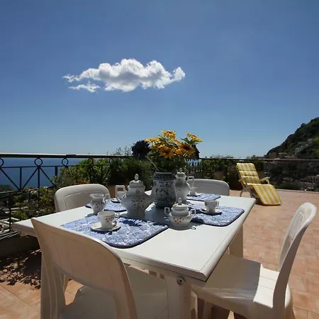 Fontana Vecchia Seaview Apartment *